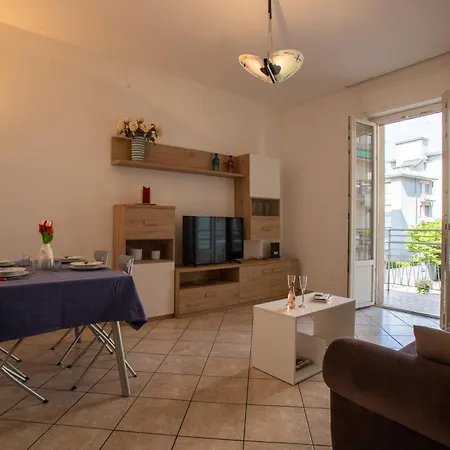 公寓 Ilaria House - 10 Min Dal Centro Di *