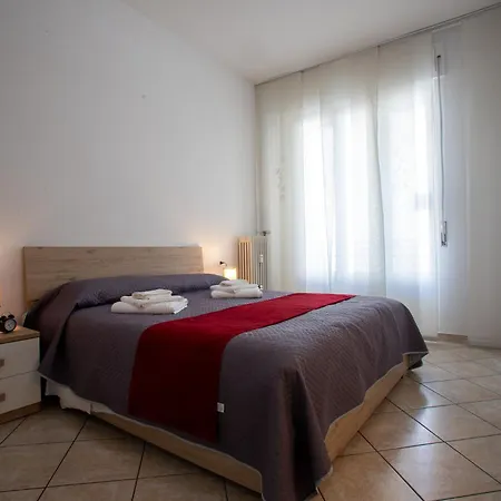 公寓 Ilaria House - 10 Min Dal Centro Di 科莫
