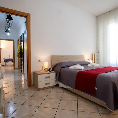 Ilaria House - 10 Min Dal Centro Di 公寓 科莫