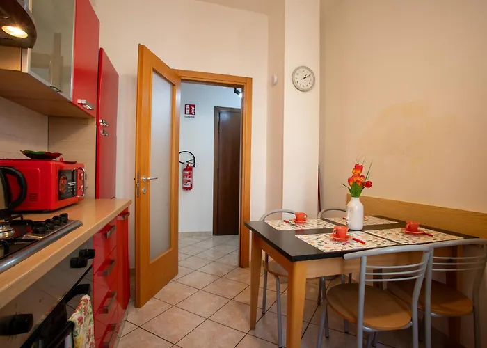 아파트 Ilaria House - 10 Min Dal Centro Di